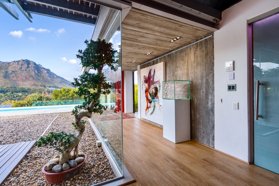 7 Bedroom Property for Sale in Valley Area Western Cape